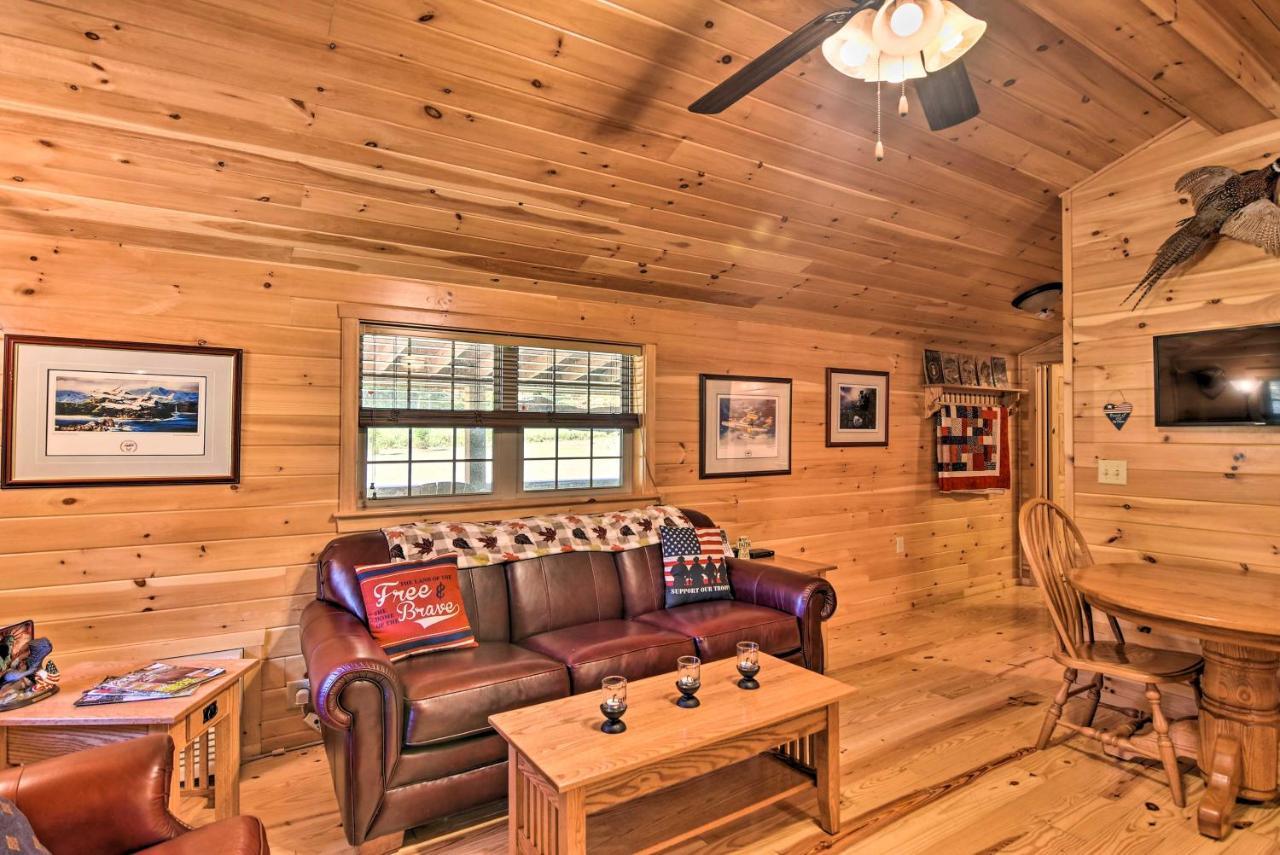 Pet-Friendly Cabin With Fire Pit And River Access! Parsons Exterior foto